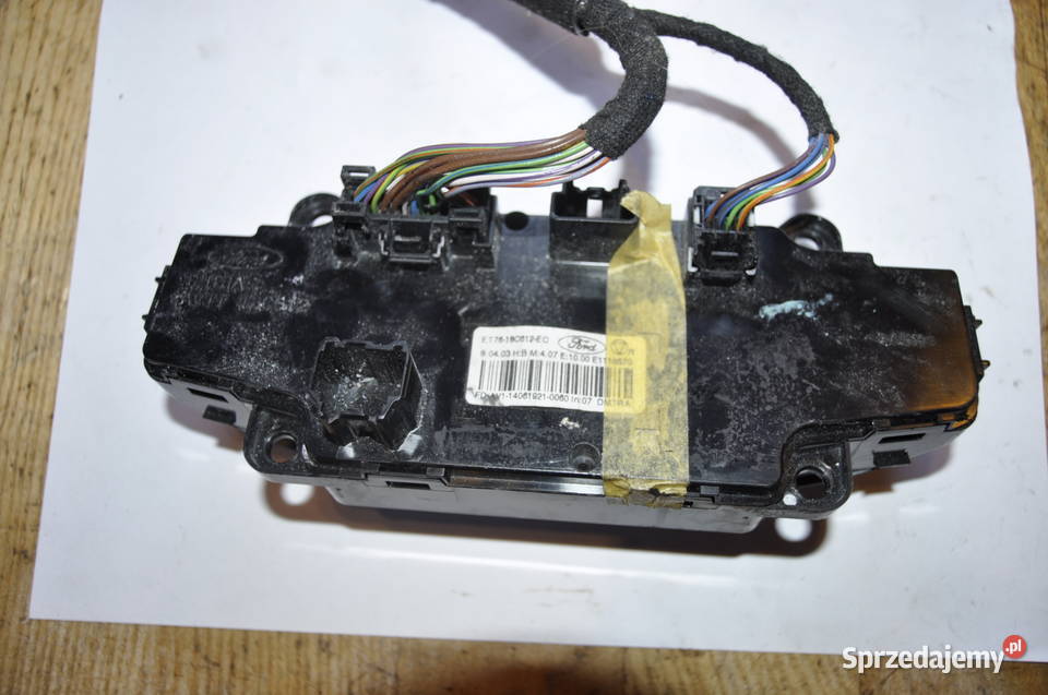 FORD B 13R PANEL KLIMATYZACJI RAMKA PRZELACZNIK Sierakowice