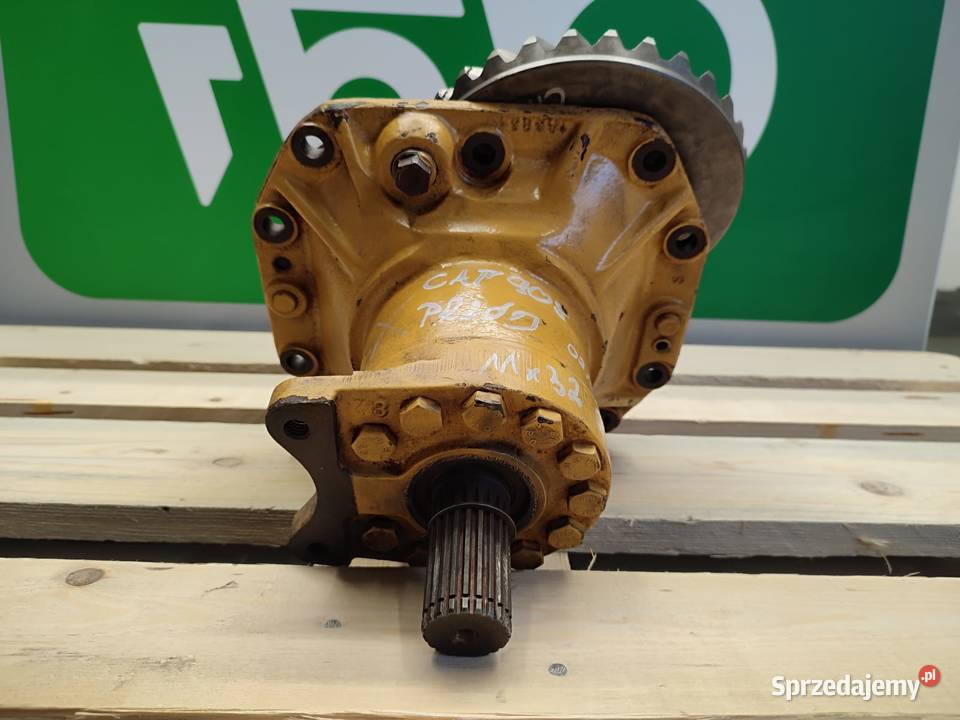 Dyferencjał 11X32 CAT 908 Pozostałe sprzedam