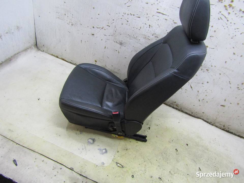 FOTEL PRAWY PRZÓD SUZUKI SX4 SCROSS osobowe