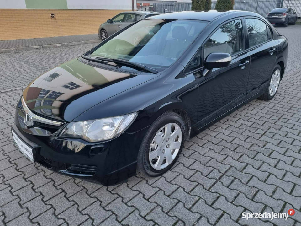 Honda Civic GWARANCJA 18 iVTEC 140 manual sedan benzyna Warszawa