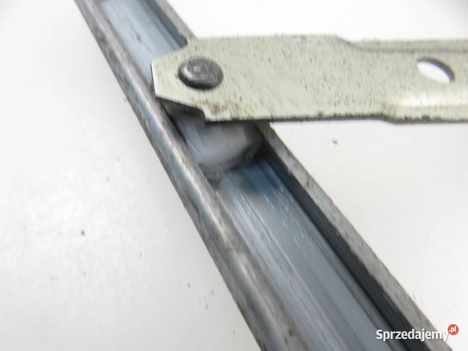 PODNOŚNIK SZYBY PRAWY PRZEDNI HONDA CRZ ZF osobowe