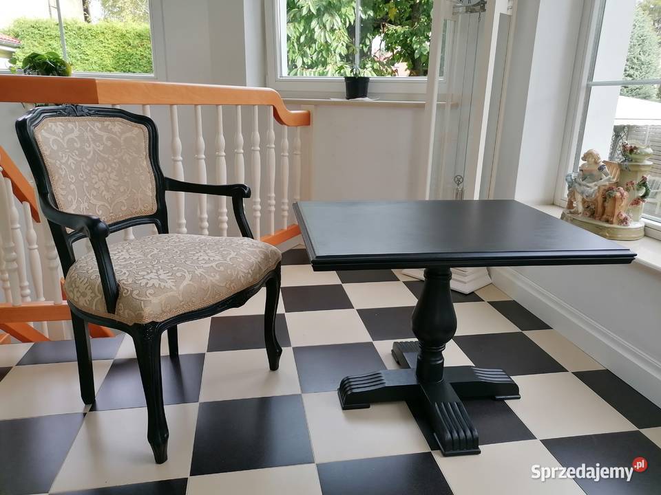 Stylowy fotel ze stolikiem Fotele Lubań