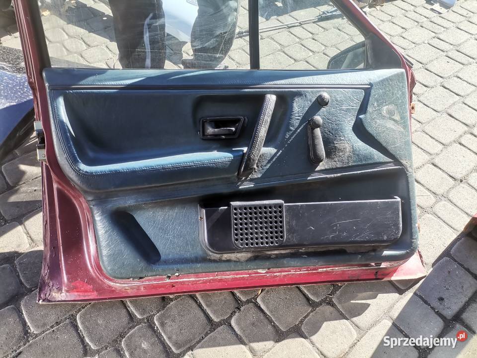 VW PASSAT B2 KOMBI DRZWI LEWY PRZÓD