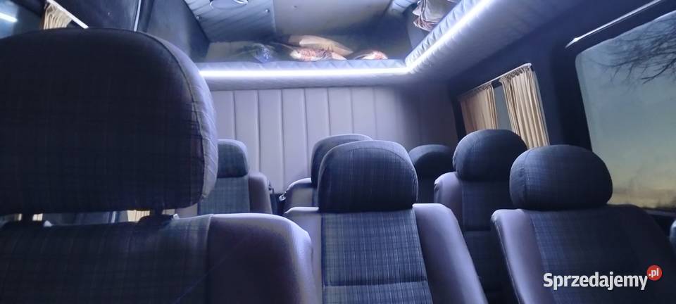 Crafter 20 TDI 9 osobowy Dynów sprzedam