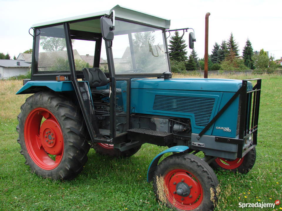 Ciągnik Rheinstahl Hanomag AG nieuszkodzony Stare Siołkowice