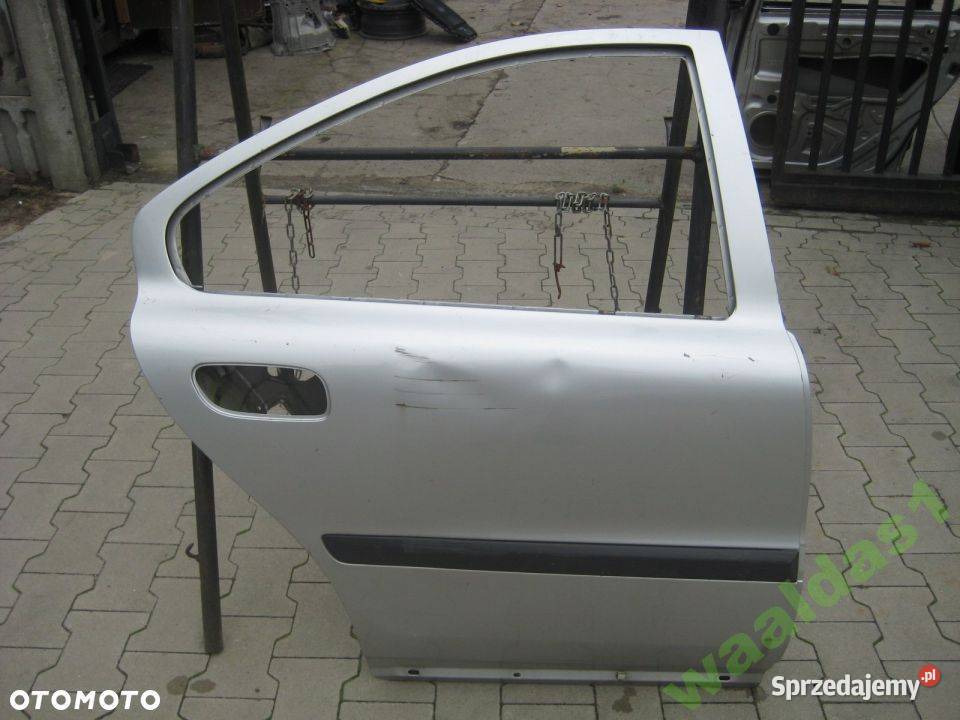 VOLVO S60 0006RR DRZWI TYŁ PRAWE osobowe Drzwi Rakoniewice