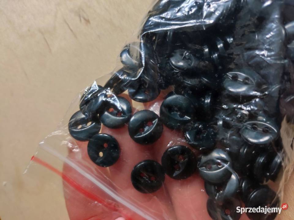 guziki guziczki dodatki krawieckie Kielce sprzedam