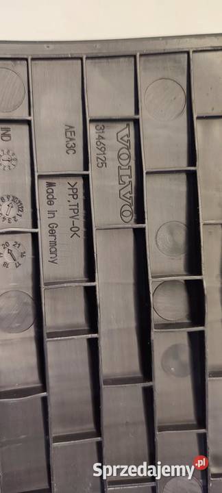 VOLVO XC40 WKŁADY MATY TUNELU 31469125 31469104 dolnośląskie