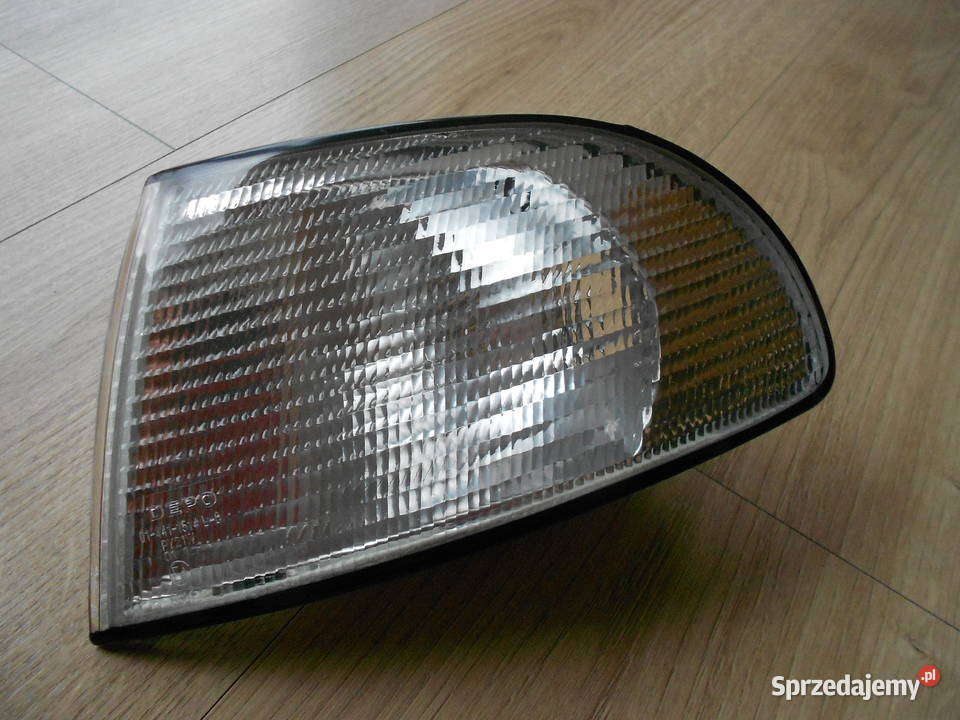 Lampa Audi A4 9598