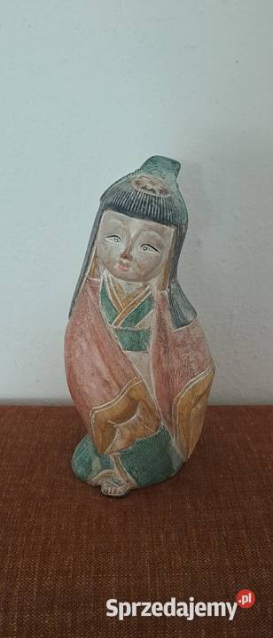 piękna drewniana figurki Japonki w kimonie Warszawa