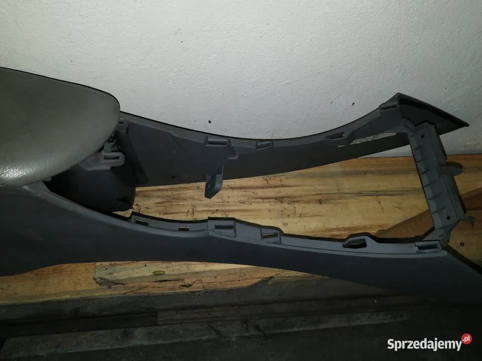 Tunel środkowy podłokietnik Laguna 2 podłokietniki Wyposażenie wnętrza podkarpackie Nisko