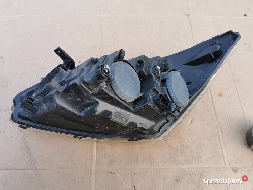 Lampa przód prawa ford Transit custom 1317 Sieraków