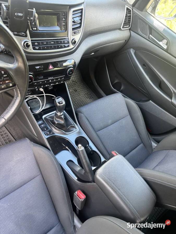 Hyundai Tucson 100 orginalny lakier i przebieg sprzedam
