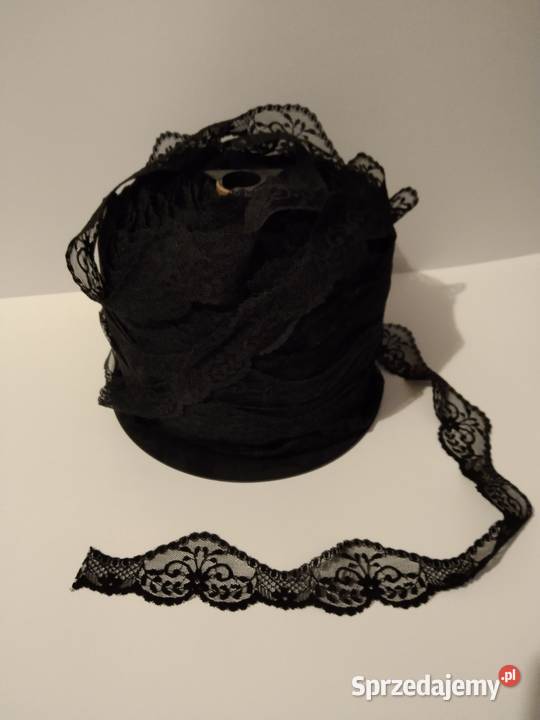 Koronka czarna serca Wrocław