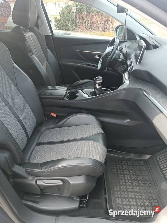 Peugeot 5008 16 BlueHDI 2017 manualna