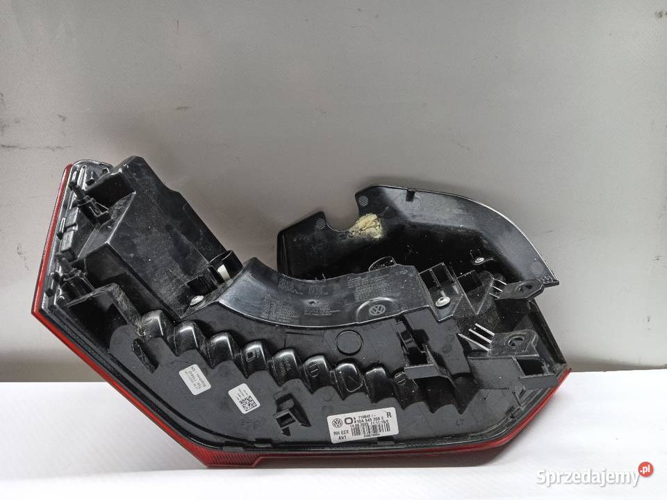 LAMPA TYŁ TYLNA PRAWA VW ID3 10A945208E sprzedam