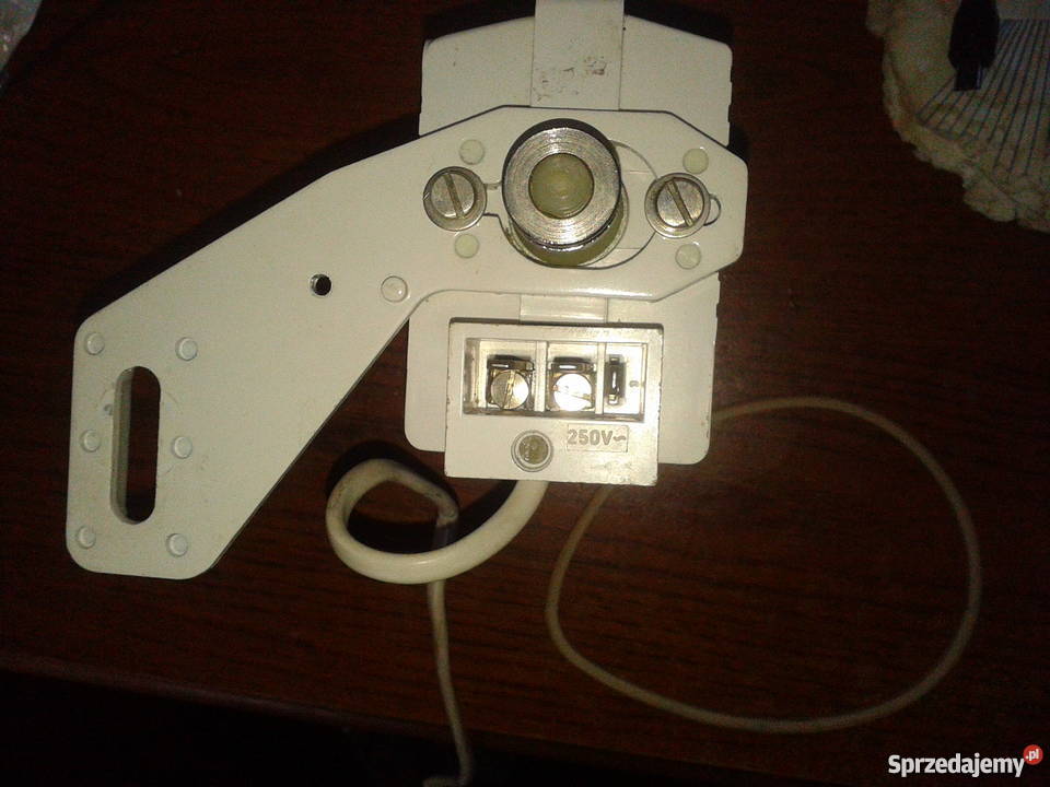 Maszyna do szycia Luczniksilniczek napedowy TUR Bielsko-Biała