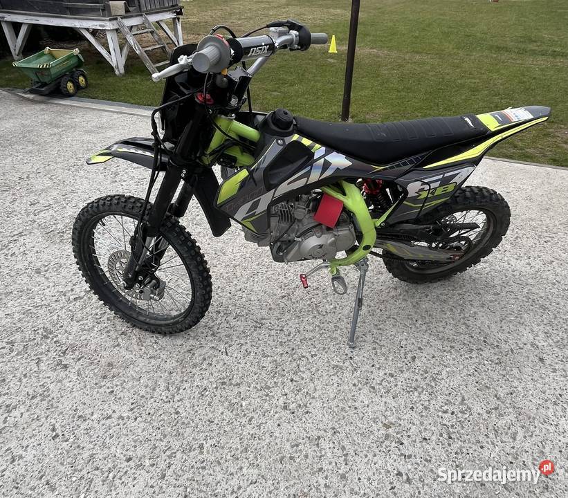 Sprzedam motor Asix xb67 140cm3 małopolskie Zaczarnie