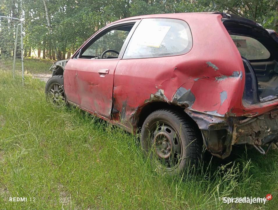 Sprzedam wraka Hatchback wielkopolskie Wola Jabłońska sprzedam