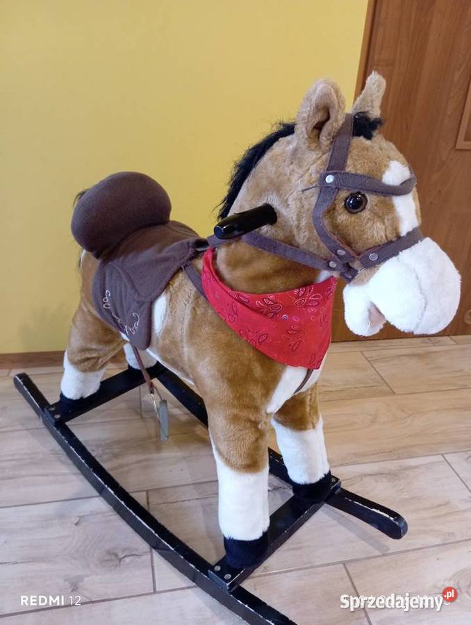 Konik na biegunach z dźwiękiem i ruchem Bytom