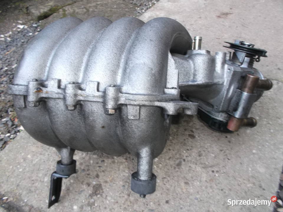 AUDI A4 B5 2000 ccm BENZYNA KOLEKTOR SSĄCY Świerzawa