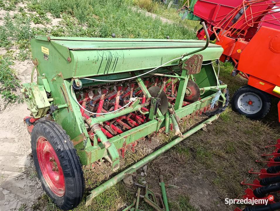 Isaria hassia części siewnik redlica przekladnia Rawica Stara sprzedam