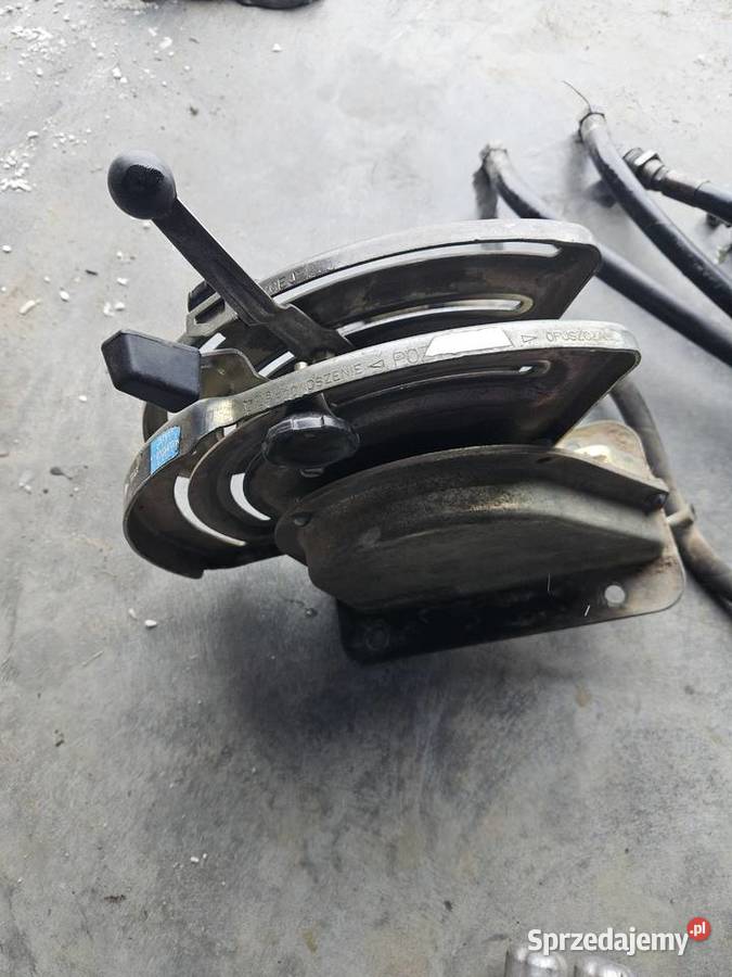 Rozdzielacz dwudekcyjny przewody dźwignie sprzedam