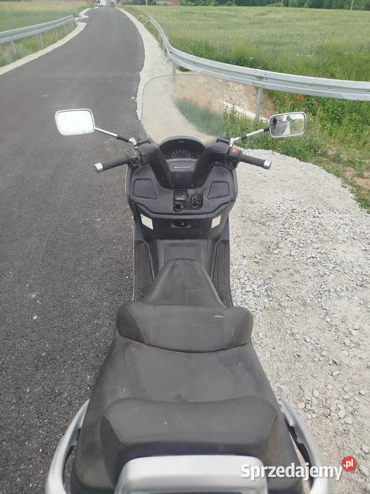 Suzuki Burgman 400