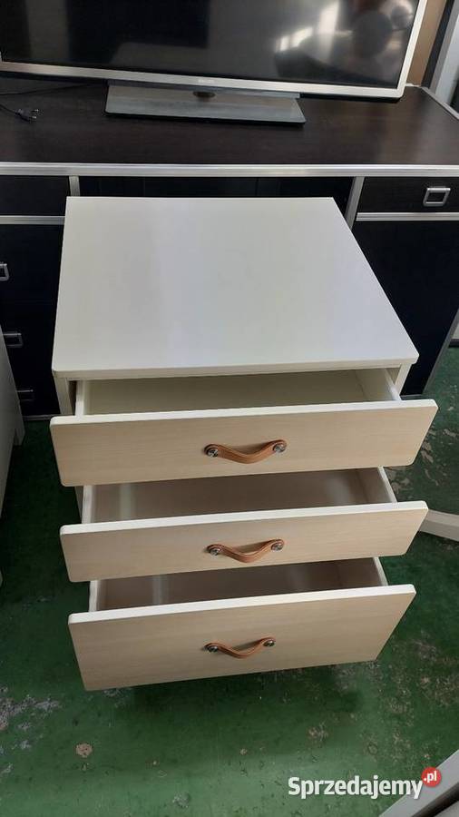 Komoda Ikea Smastad wielkopolskie