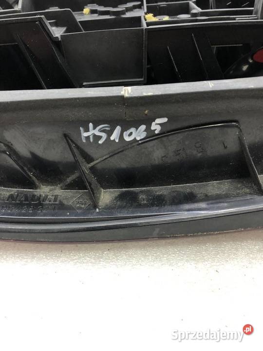LAMPA PRAWY TYŁ RENAULT MEGANE I 2VP00810102 osobowe wielkopolskie