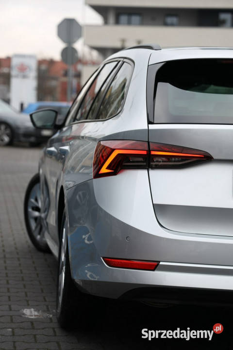 koda Octavia 15 TSI ACT Ambition serwisowany IV światła do jazdy dziennej śląskie Tychy