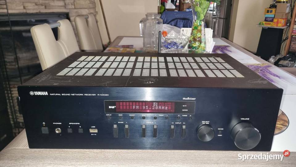 Ampituner Yamaha RN402D DAB FM WiFi USB