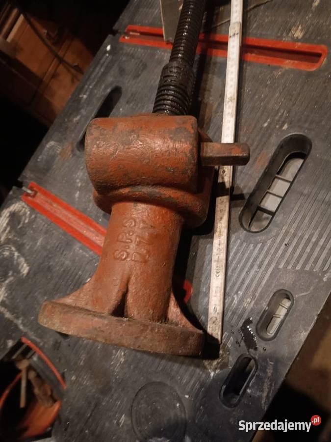 Lewarek śrubowy 7t dolnośląskie Leśna