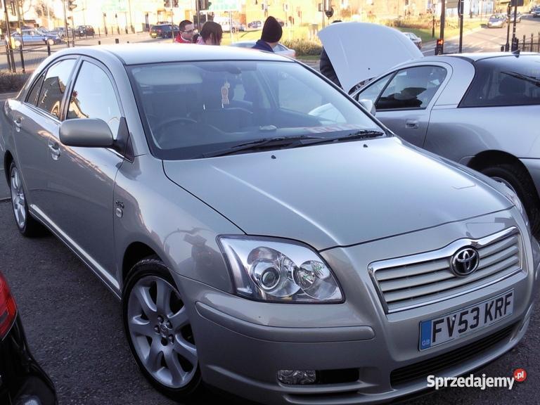 Toyota avensis ii