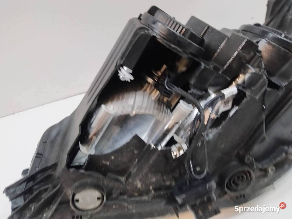 LAMPA PRZÓD PRAWA EU USZKODZONA 9829465380 Opel świętokrzyskie