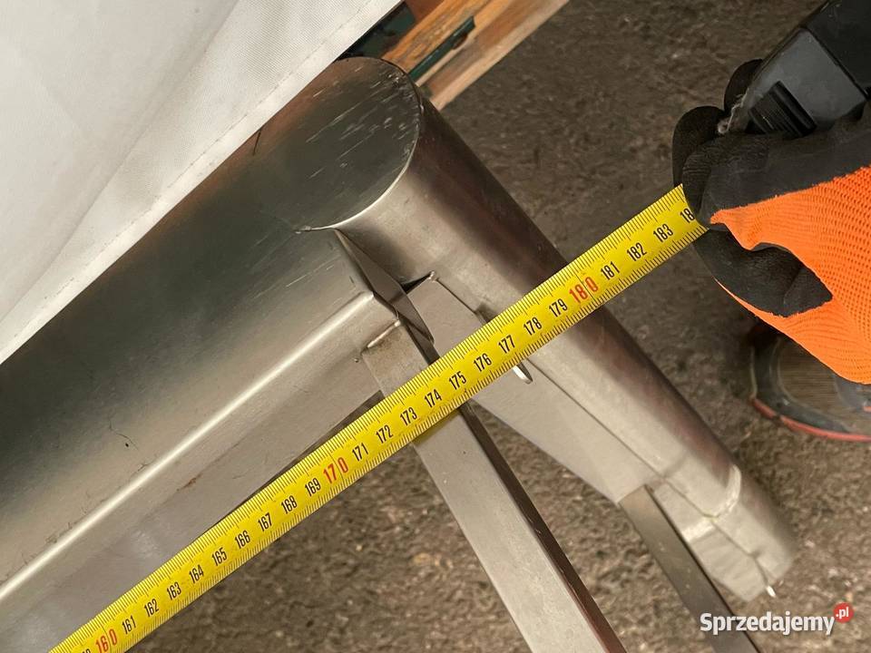 Lampa do oświetlania potraw nadblatowa Kozubszczyzna