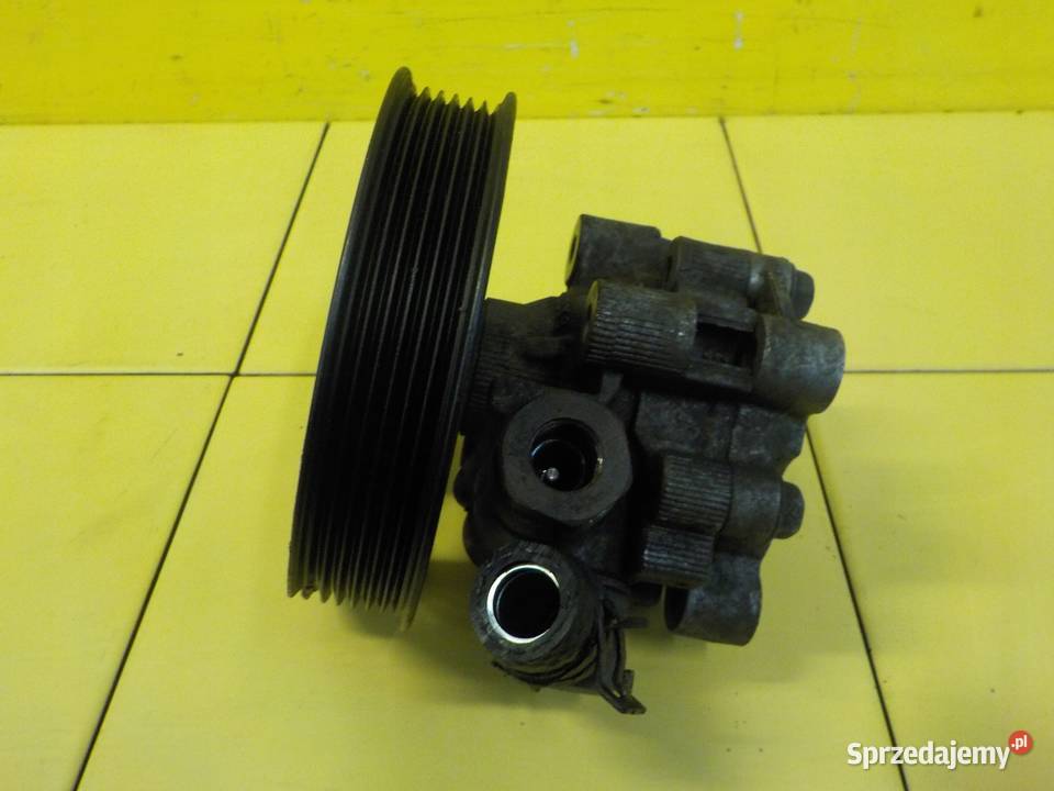 GRAND VOYAGER 28 CRD 11r 163 VM64C pompa Suków