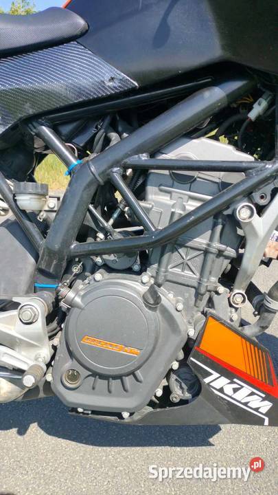 KTM DUKE 125 czterosuwowy KTM Motoryzacja