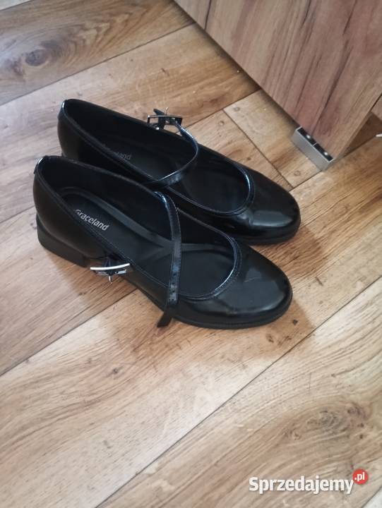 Buty lakierki graceland Deichmann lekki obcas 25cm Wrocław