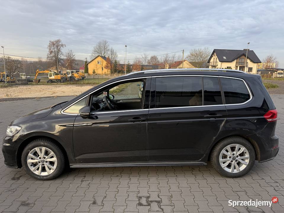 Volkswagen Touran 2024r 1wł bezwypadkowy serwis śląskie Częstochowa sprzedam