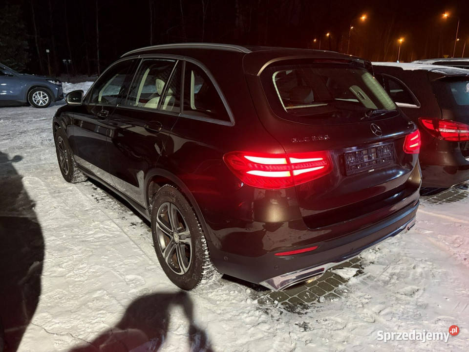 Mercedes GLC 250 Europa Skóry Hak LEDy ILS tempomat Lipówki