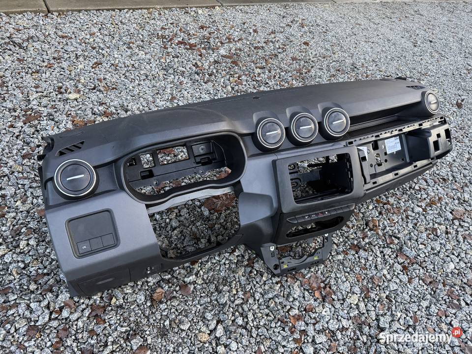 DACIA DUSTER II 2223R DESKA ROZDZIELCZA KONSOLA Oleśnica