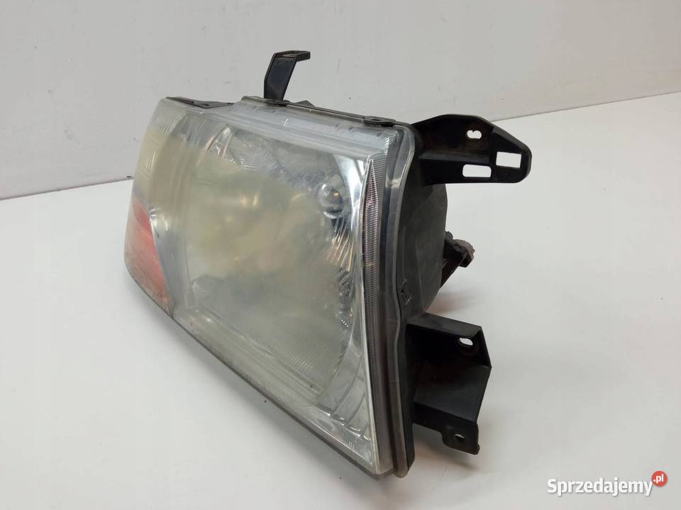 LAMPA PRZÓD PRAWA EUROPA Mitsubishi Pajero III