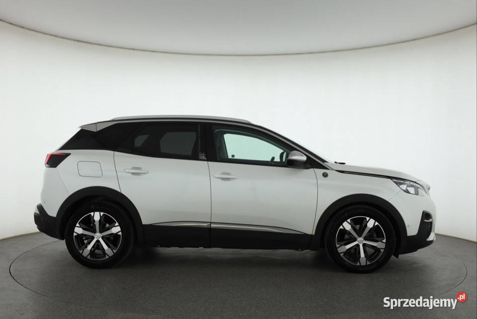 Peugeot 3008 20 BlueHDi komputer pokładowy sprzedam