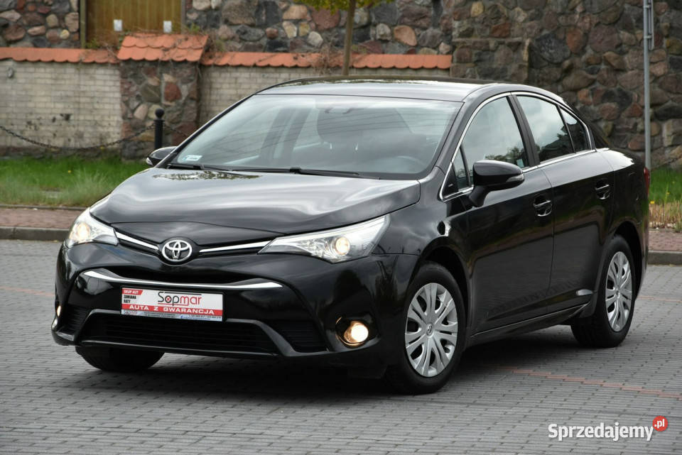Toyota Avensis 16 132 2015r lift SALON mazowieckie Kampinos