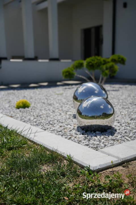 Obrzeże trawnikowe z betonu nowoczesne obrzeża Górno sprzedam