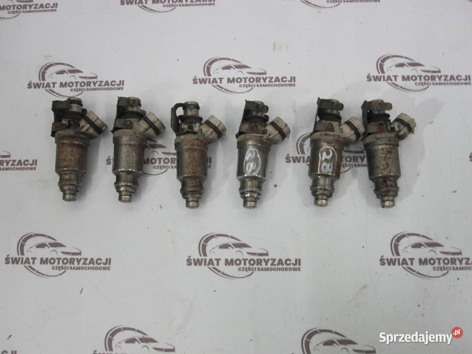PAJERO 30 B V6 97r wtryskiwacz wtrysk 1955005670 Wtryskiwacze