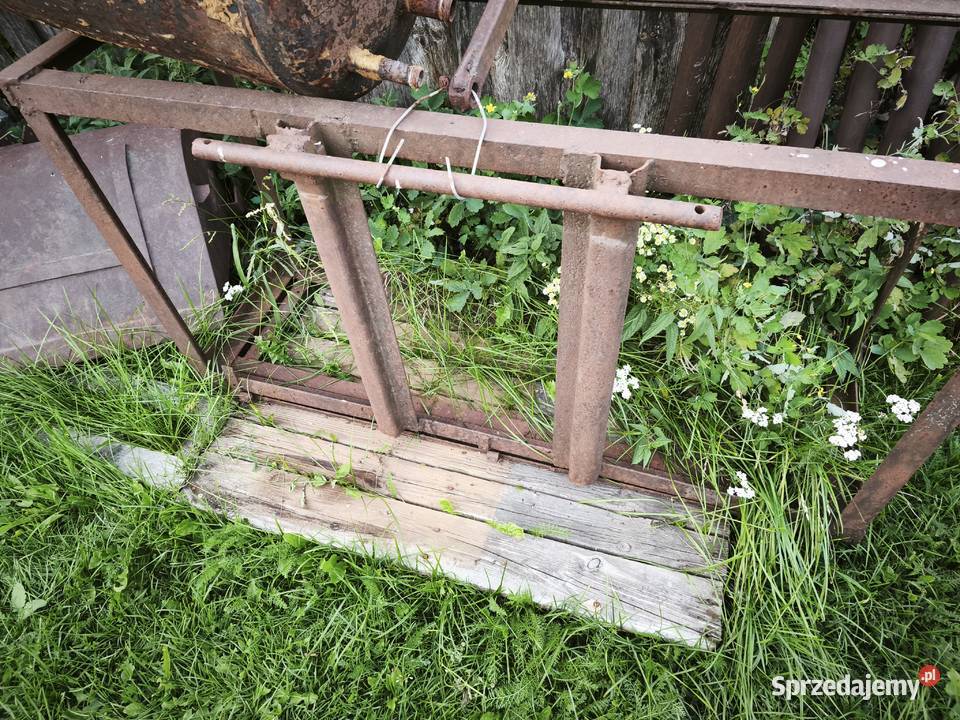 Przyczepka zawieszana do ciągnika typ SAM