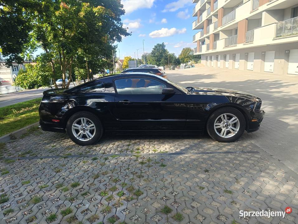 Ford Mustang 2013 37 V6 305 Roush Exhaust automatyczna Gdańsk