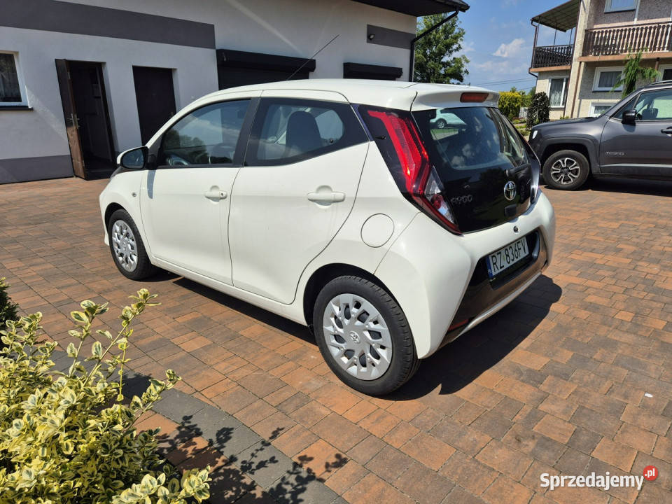 Toyota Aygo Bezwypadkowa z VAT 23 II 2014 światła LED Rzeszów